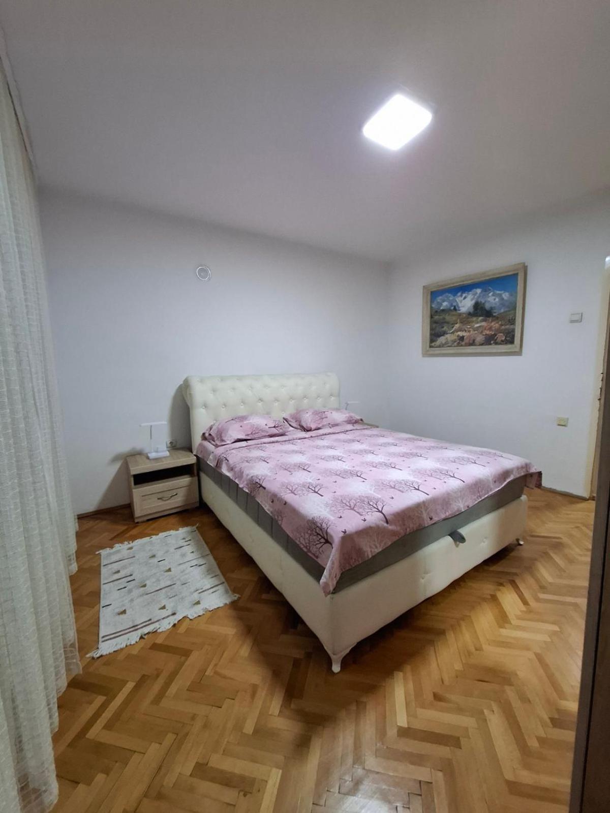 Apartment Vuk 포드고리차 외부 사진