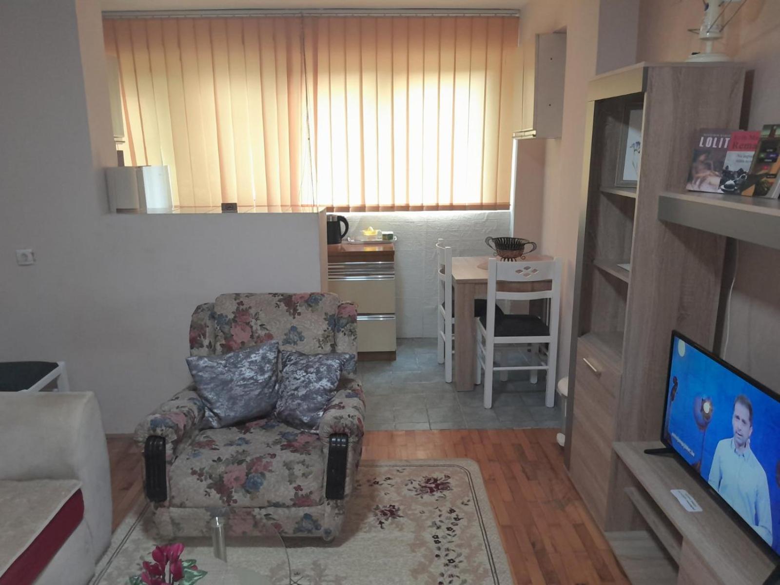 Apartment Vuk 포드고리차 외부 사진